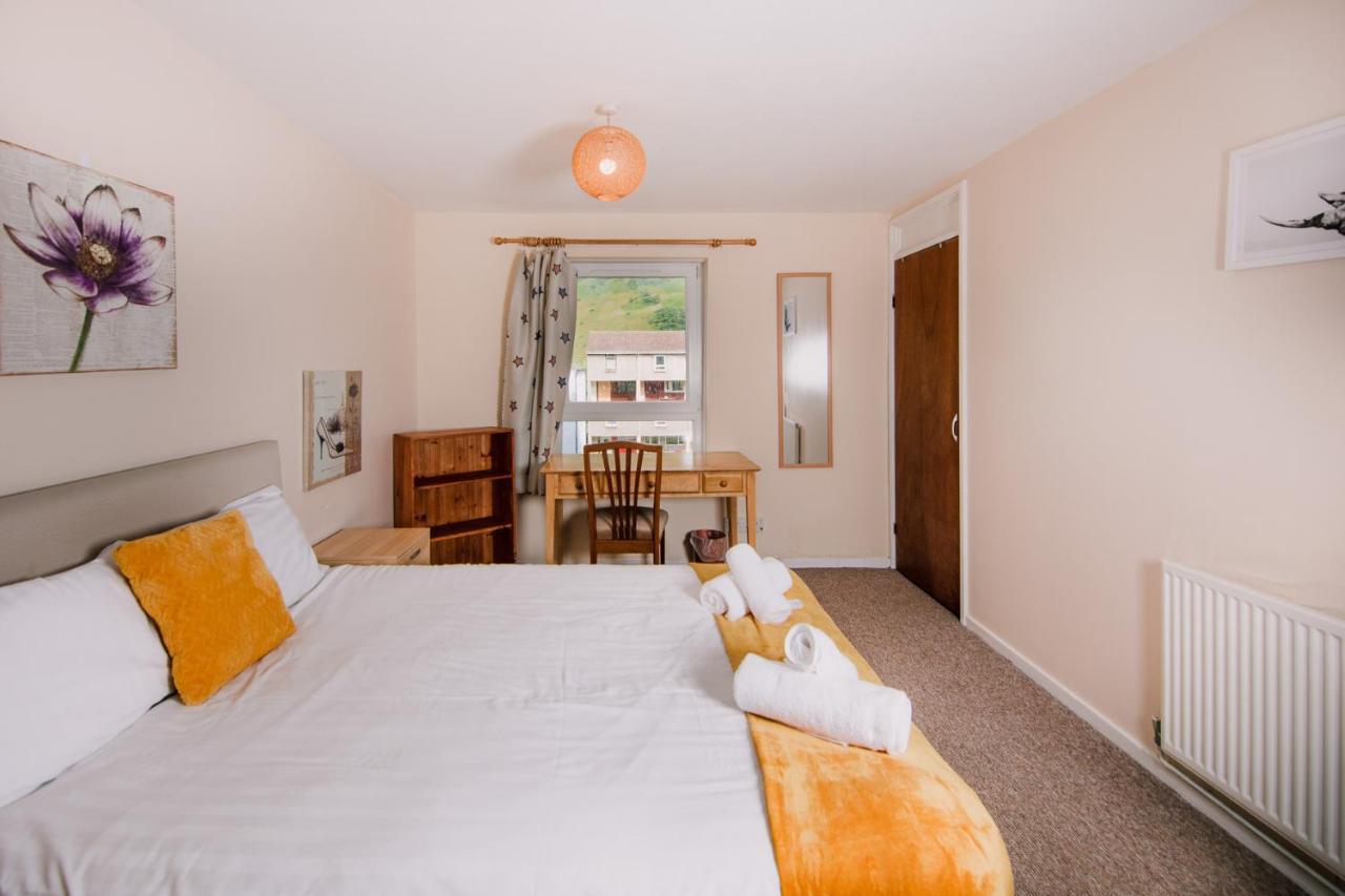 Fab Arthur Seat Views, Old Town Apartment Edinburgh Luaran gambar