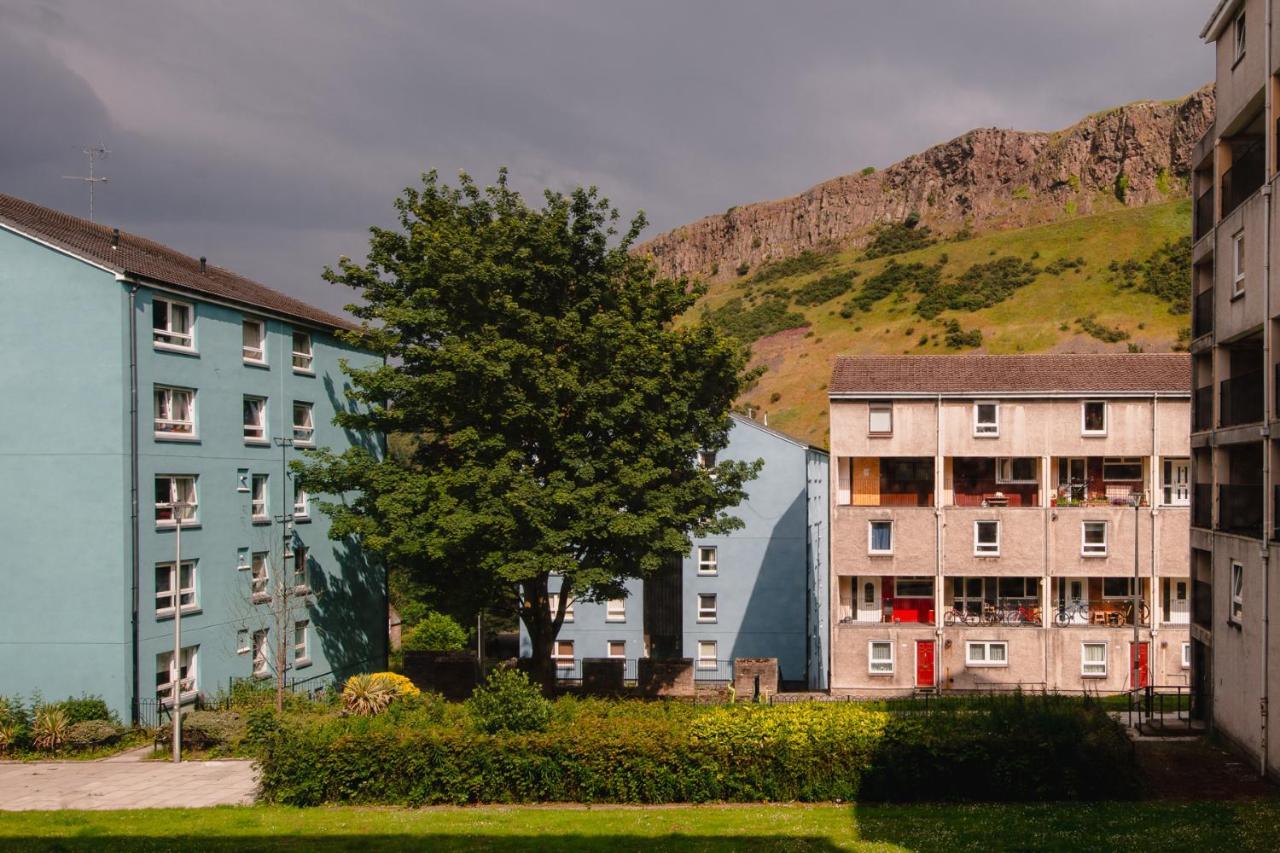 Fab Arthur Seat Views, Old Town Apartment Edinburgh Luaran gambar