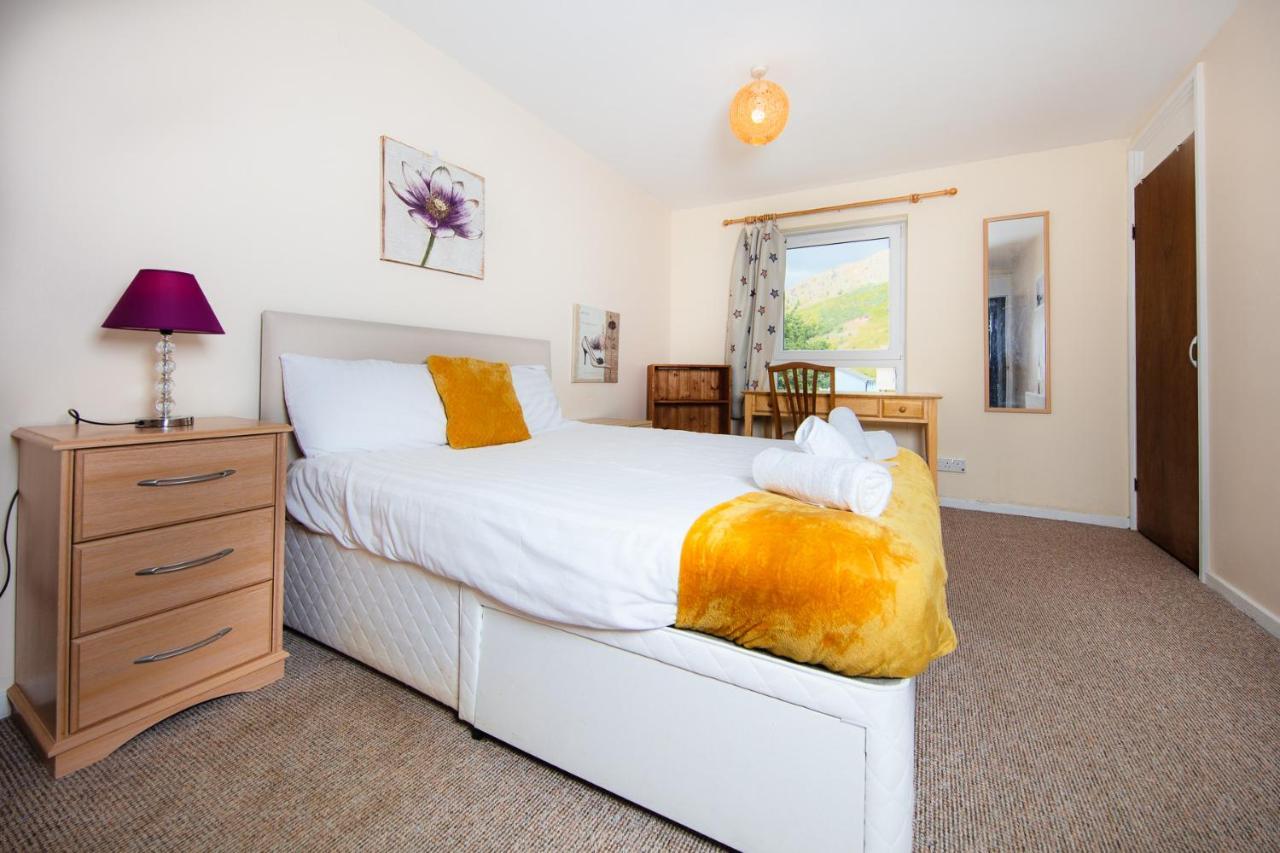 Fab Arthur Seat Views, Old Town Apartment Edinburgh Luaran gambar