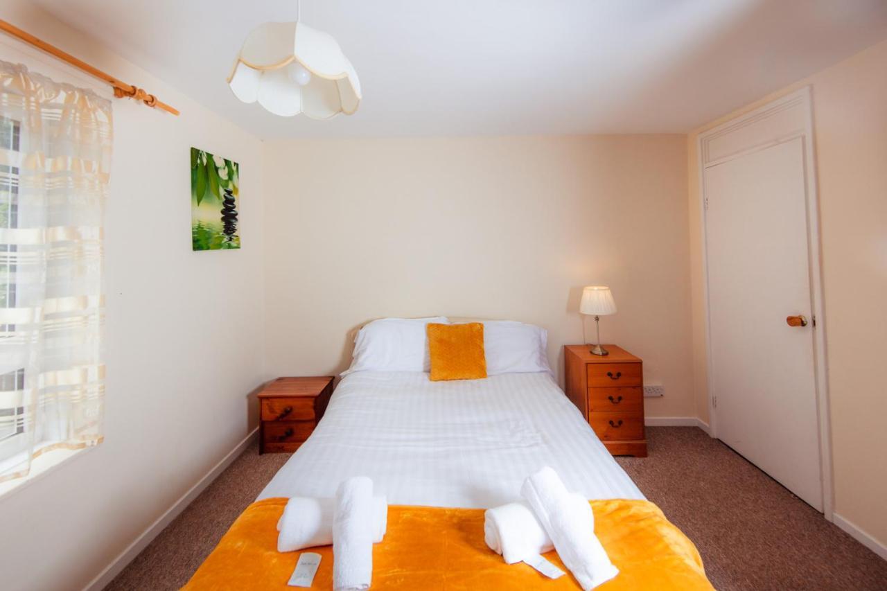 Fab Arthur Seat Views, Old Town Apartment Edinburgh Luaran gambar
