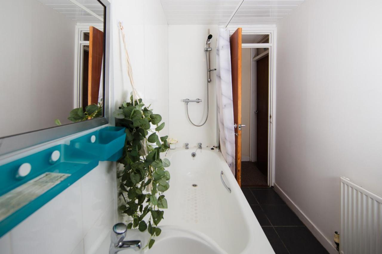 Fab Arthur Seat Views, Old Town Apartment Edinburgh Luaran gambar
