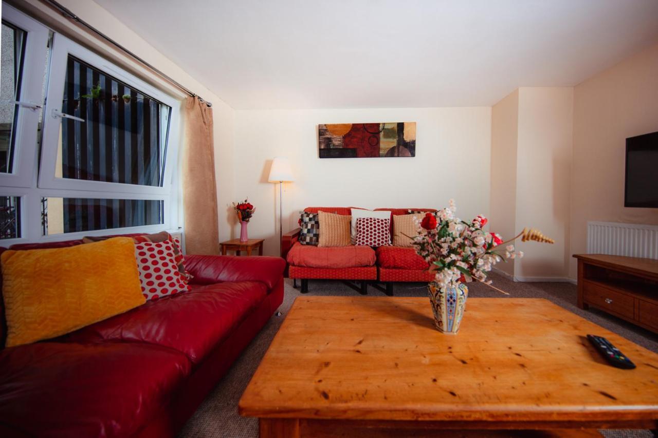 Fab Arthur Seat Views, Old Town Apartment Edinburgh Luaran gambar