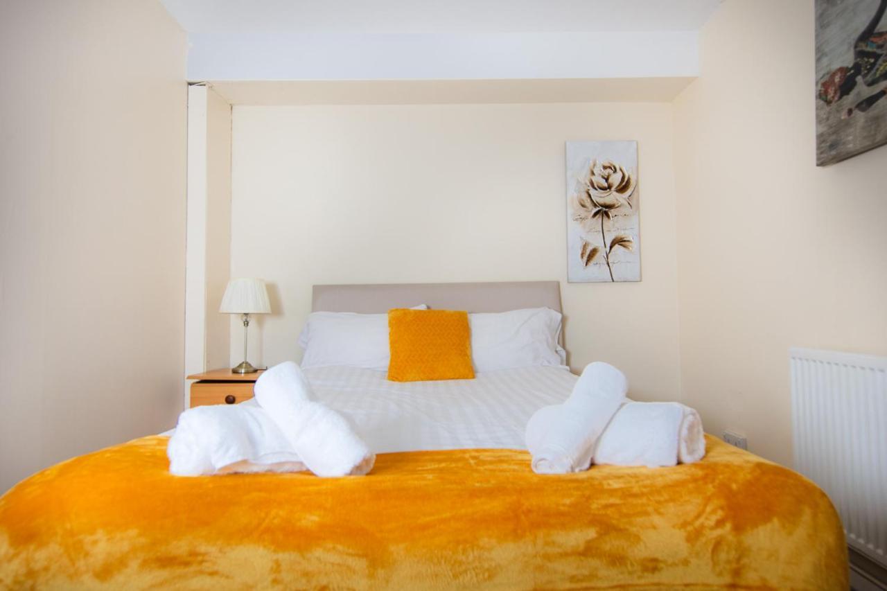 Fab Arthur Seat Views, Old Town Apartment Edinburgh Luaran gambar